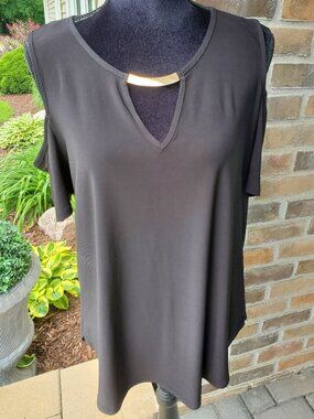 A.U.W. Black Short Sleeve Cold Shoulder Blouse with Gold Metal Bar